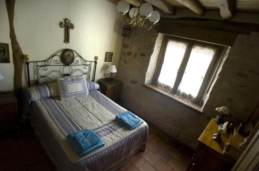 La Fuente Del Poval Guest House Caballar Cameră foto